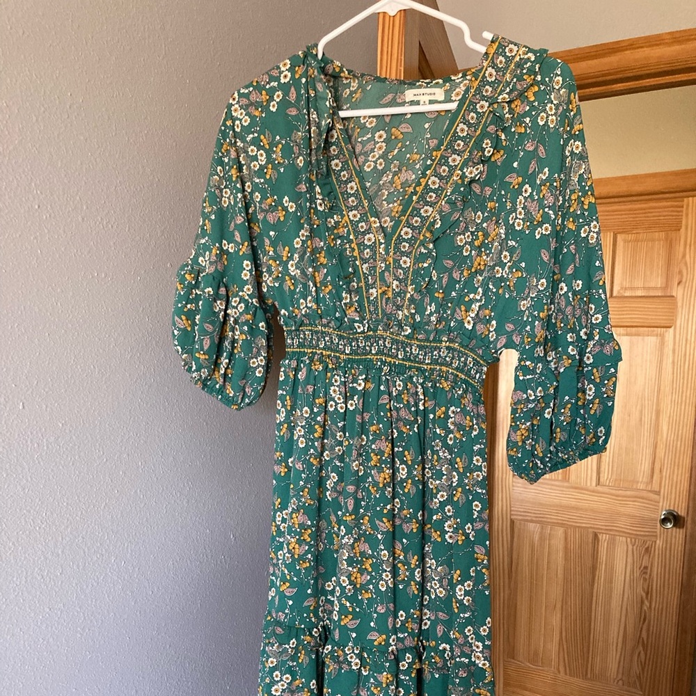 MIDI dress. Looks great with booties. Worn once for family pictures.
